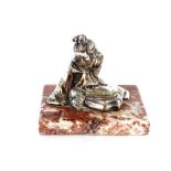 A silvered bronze figure of a seated Geisha on marble base, 15cm