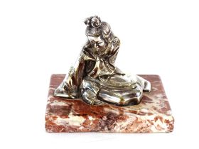 A silvered bronze figure of a seated Geisha on marble base, 15cm
