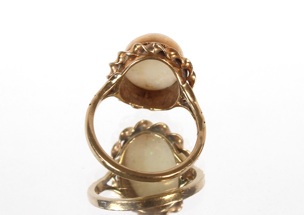 A 9ct gold opal set dress ring, 4gms Size M/N - Image 3 of 4