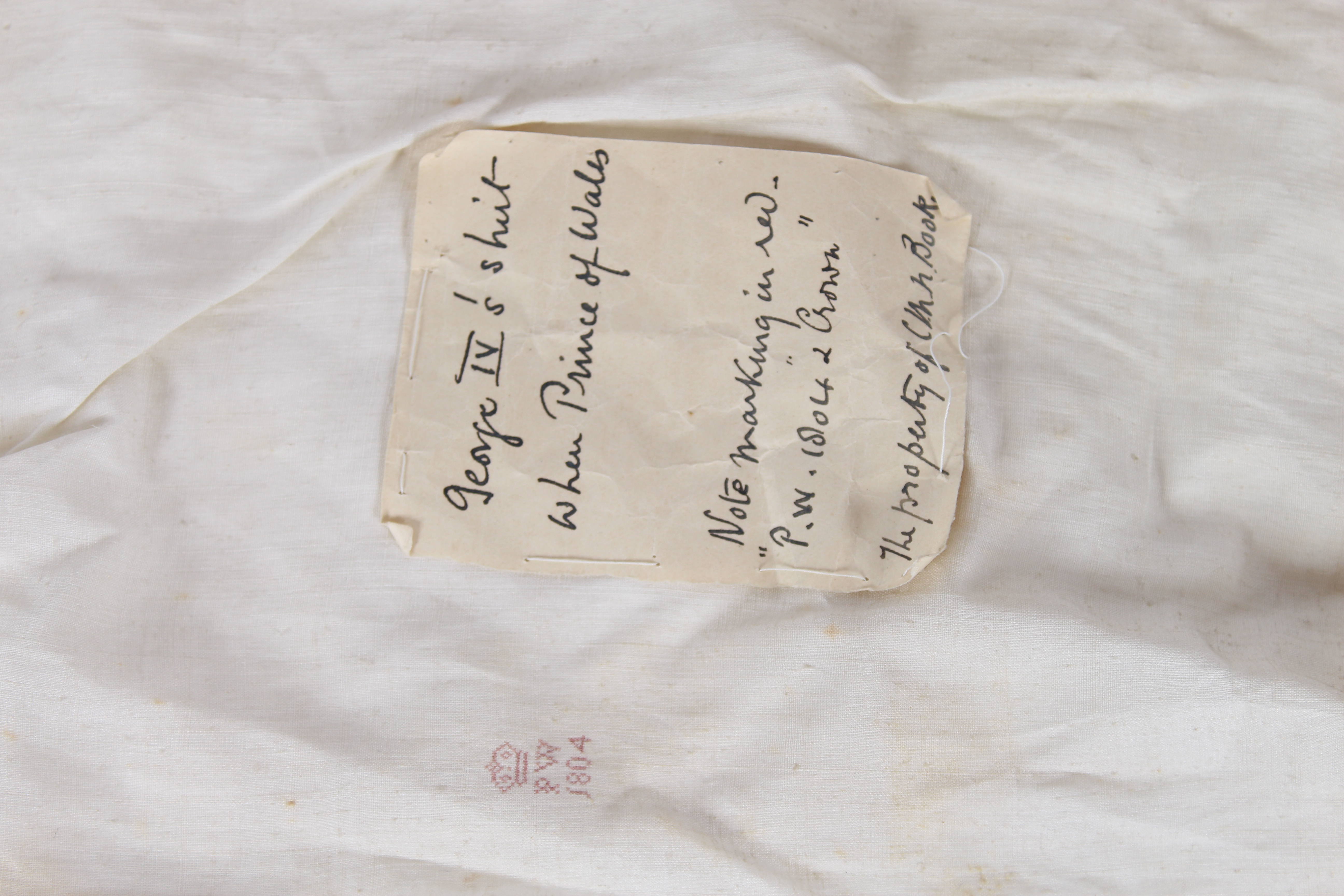 A linen shirt with attached label stating "A George IV shirt when Prince of Wales"; other lace - Image 2 of 5