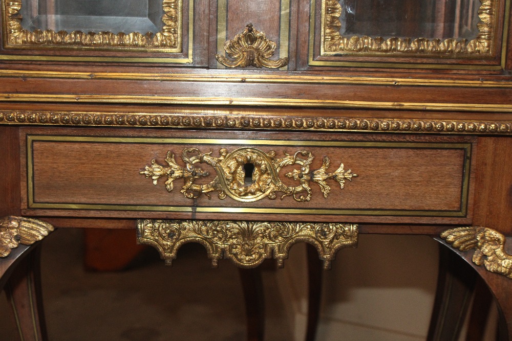 An Edwards & Roberts 19th Century French walnut and ormolu mounted display cabinet of small - Image 146 of 189