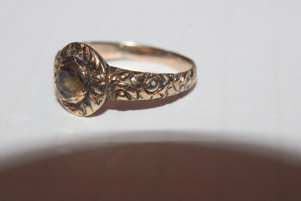 A Victorian gold and citrine set dress ring AF, 2.1gms. Size L/M See further images on the online - Image 9 of 25