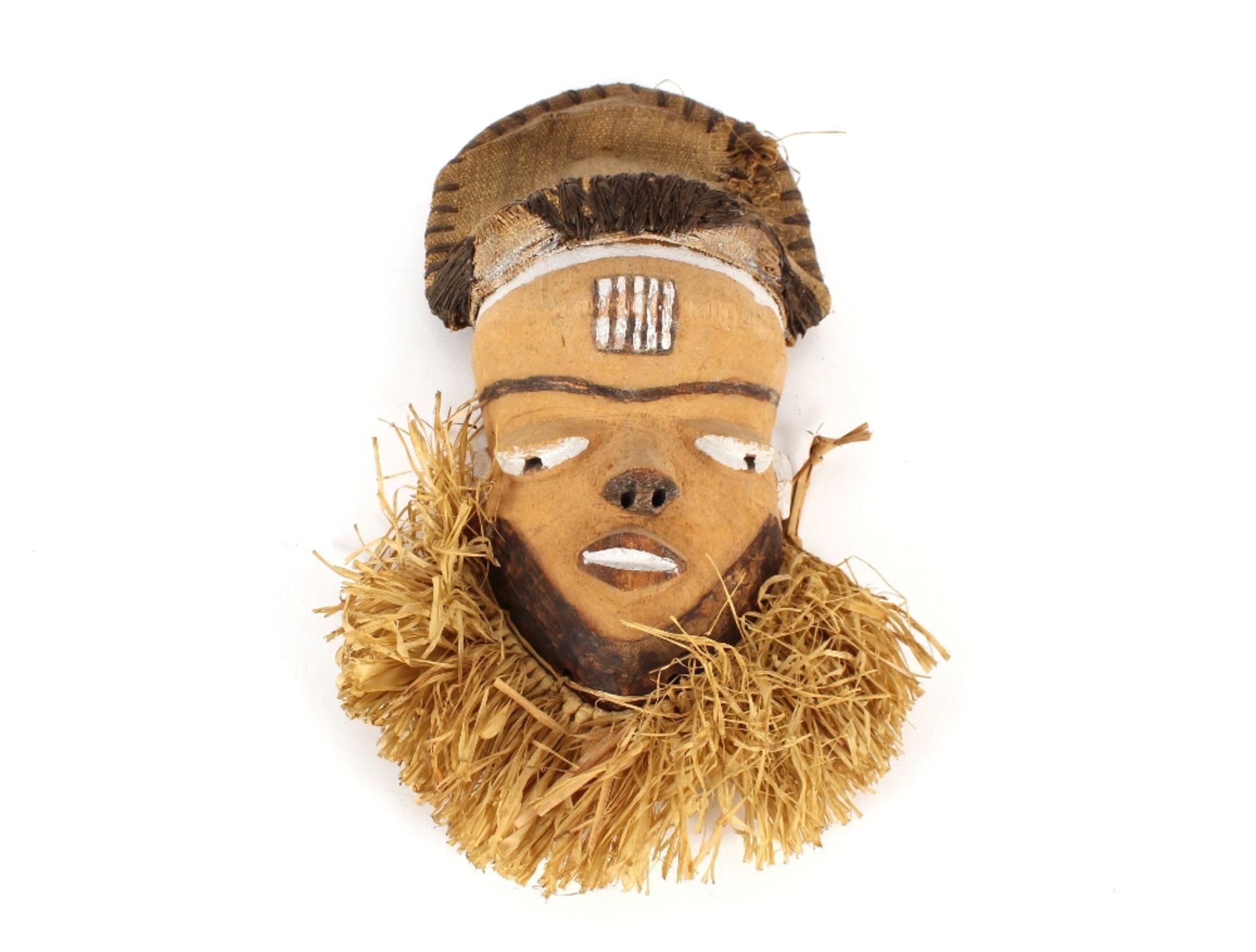 Four Ethnic painted face masks, having Hessian and woven head pieces, painted tribal markings - Image 3 of 8