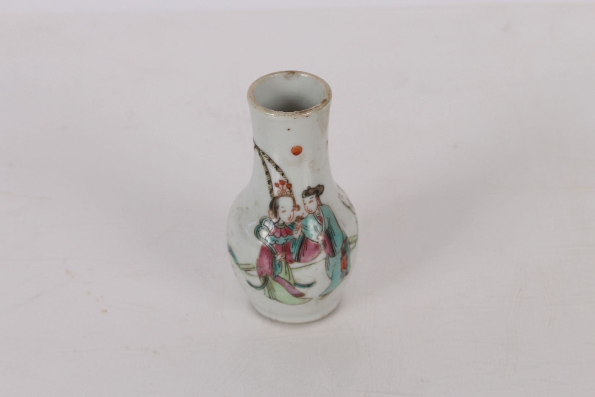 An early English porcelain coffee can, decorated in the Chinese manner; an 18th Century porcelain - Image 15 of 52