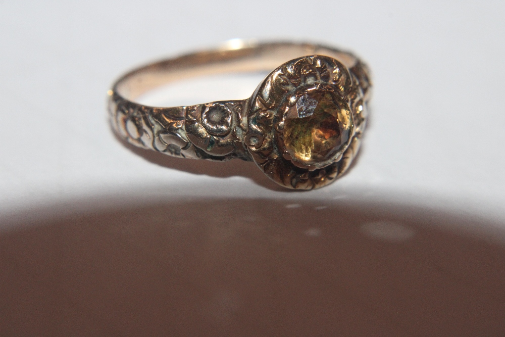 A Victorian gold and citrine set dress ring AF, 2.1gms. Size L/M See further images on the online - Image 15 of 25