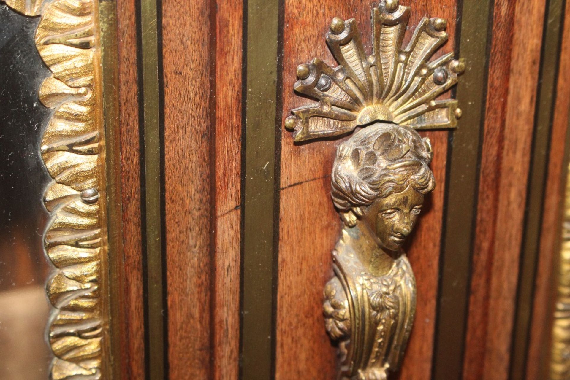 An Edwards & Roberts 19th Century French walnut and ormolu mounted display cabinet of small - Image 29 of 189