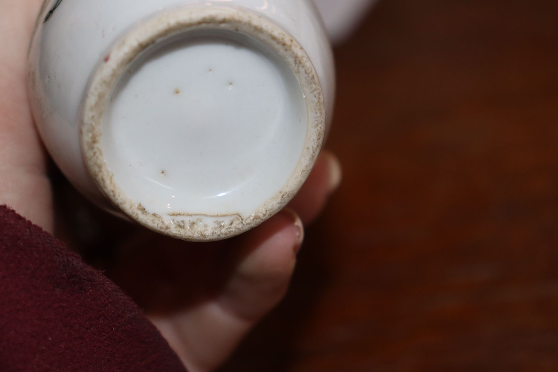 An early English porcelain coffee can, decorated in the Chinese manner; an 18th Century porcelain - Image 45 of 52