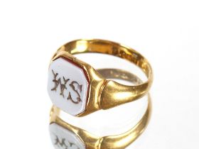 An 18ct gold signet ring, 3.8gms