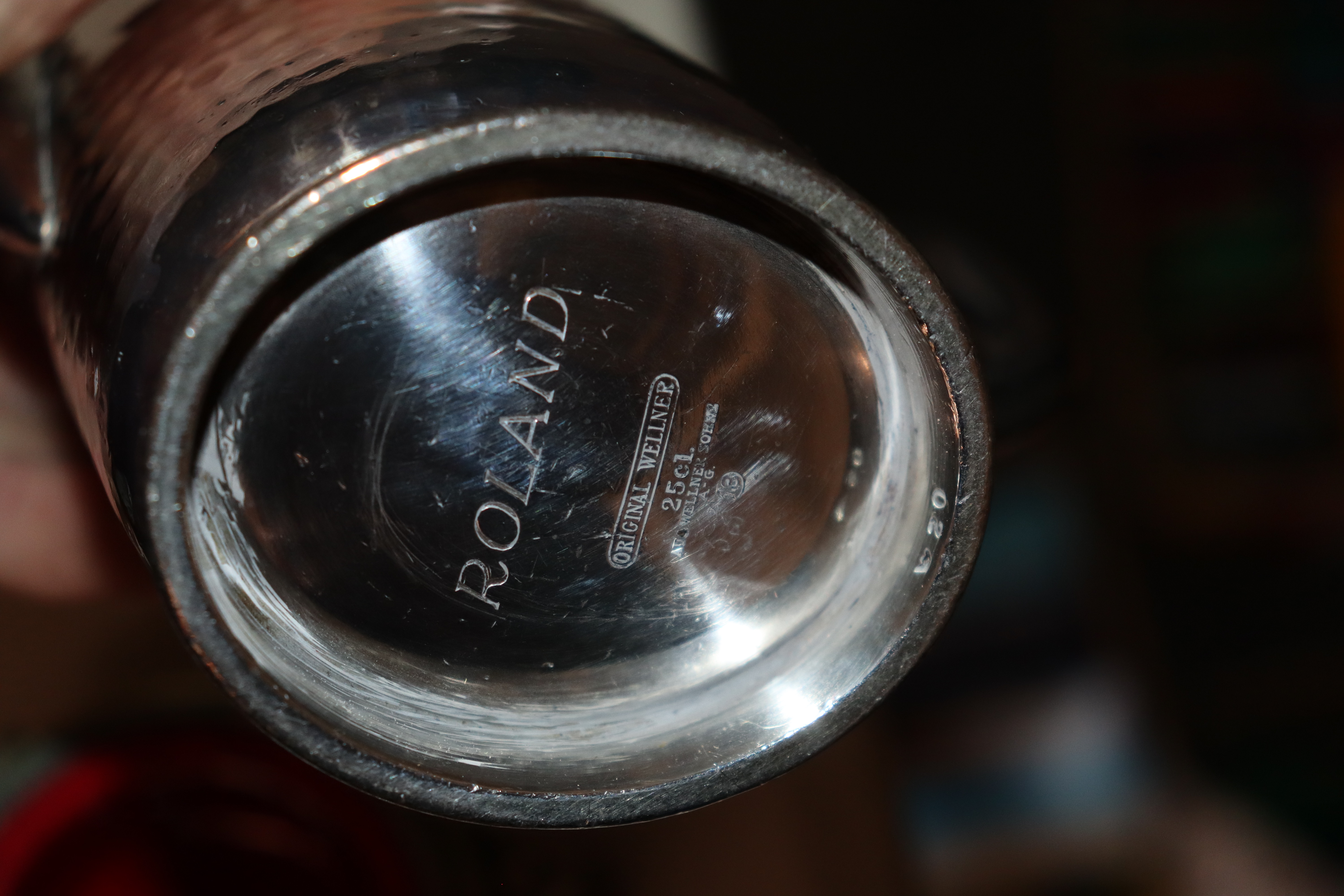 A quantity of various plated ware to include an etched glass claret jug; coffee and hot water - Image 6 of 9