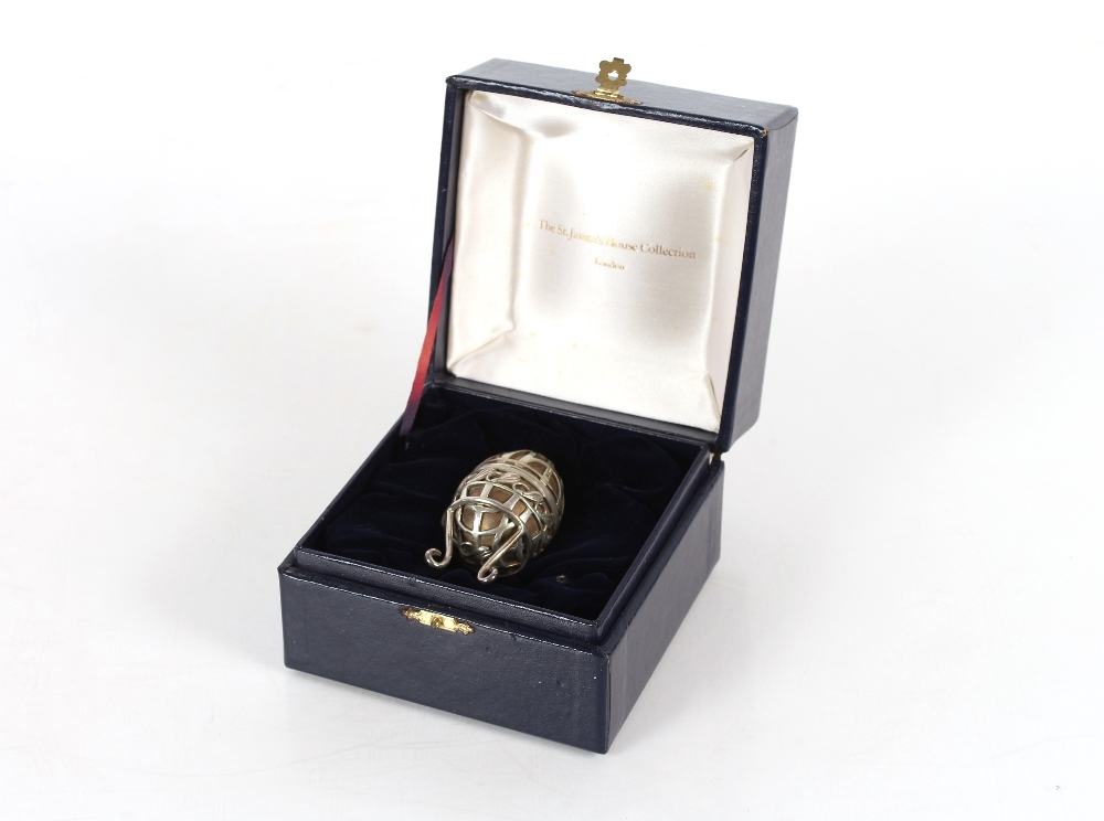 A St. James House silver gilt Easter Egg in original box limited edition 150/ 500 - Image 2 of 4