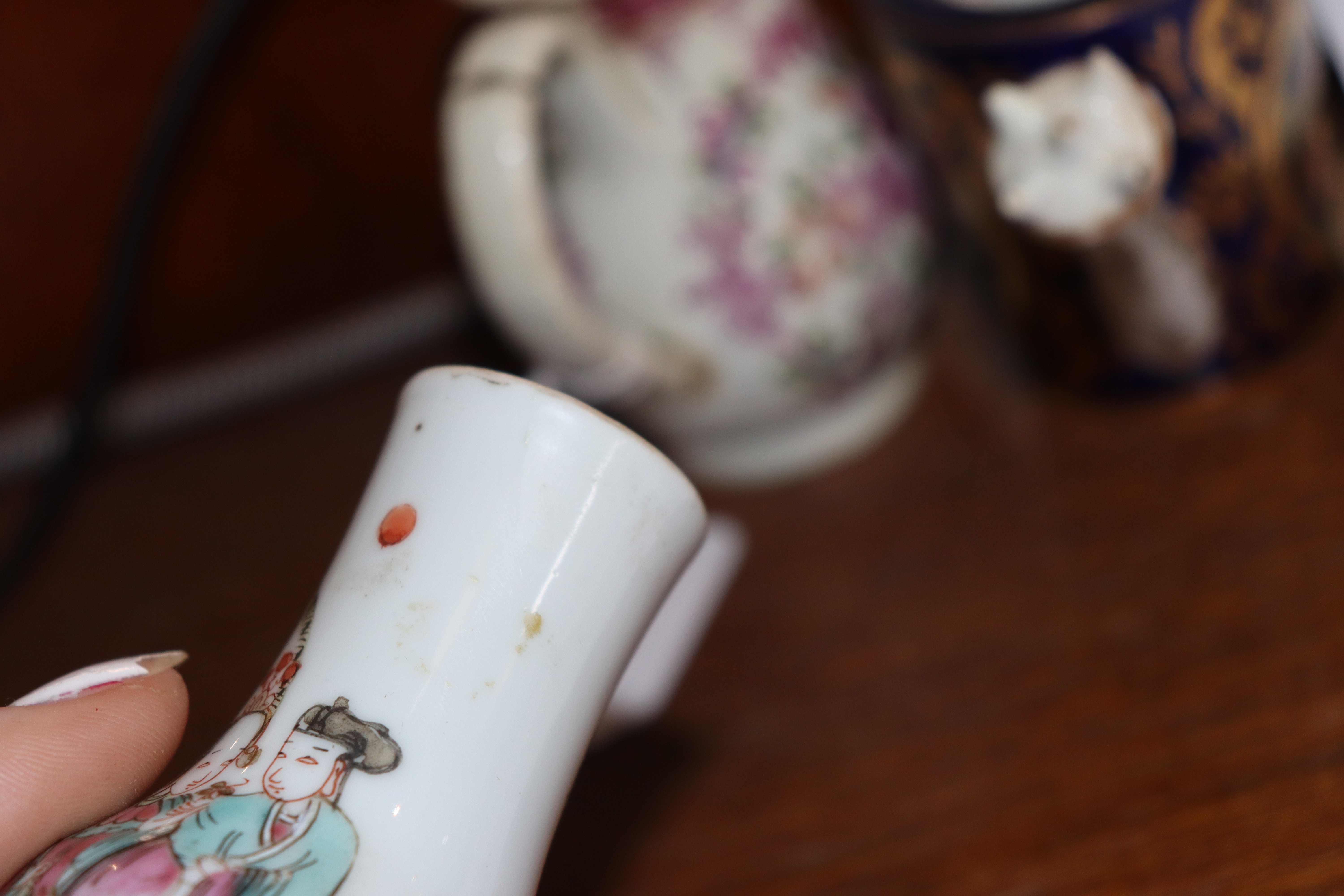 An early English porcelain coffee can, decorated in the Chinese manner; an 18th Century porcelain - Image 43 of 52