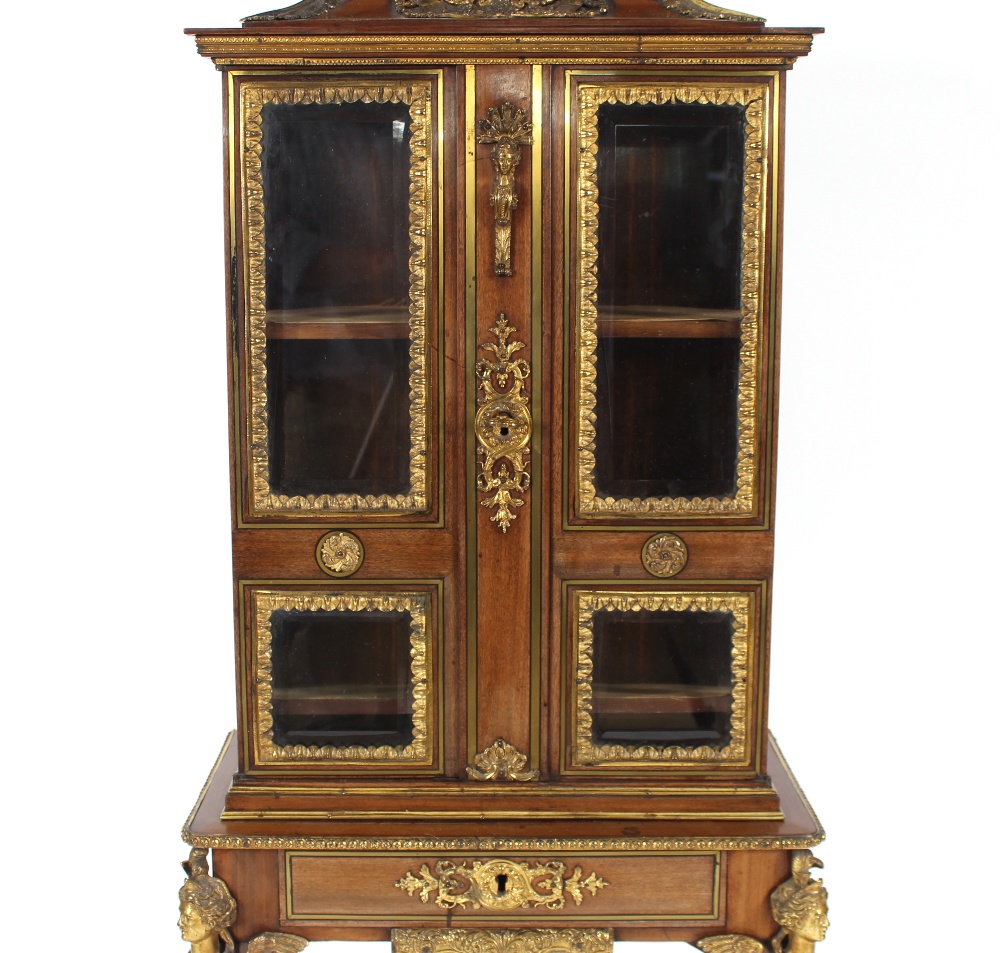 An Edwards & Roberts 19th Century French walnut and ormolu mounted display cabinet of small - Image 3 of 189