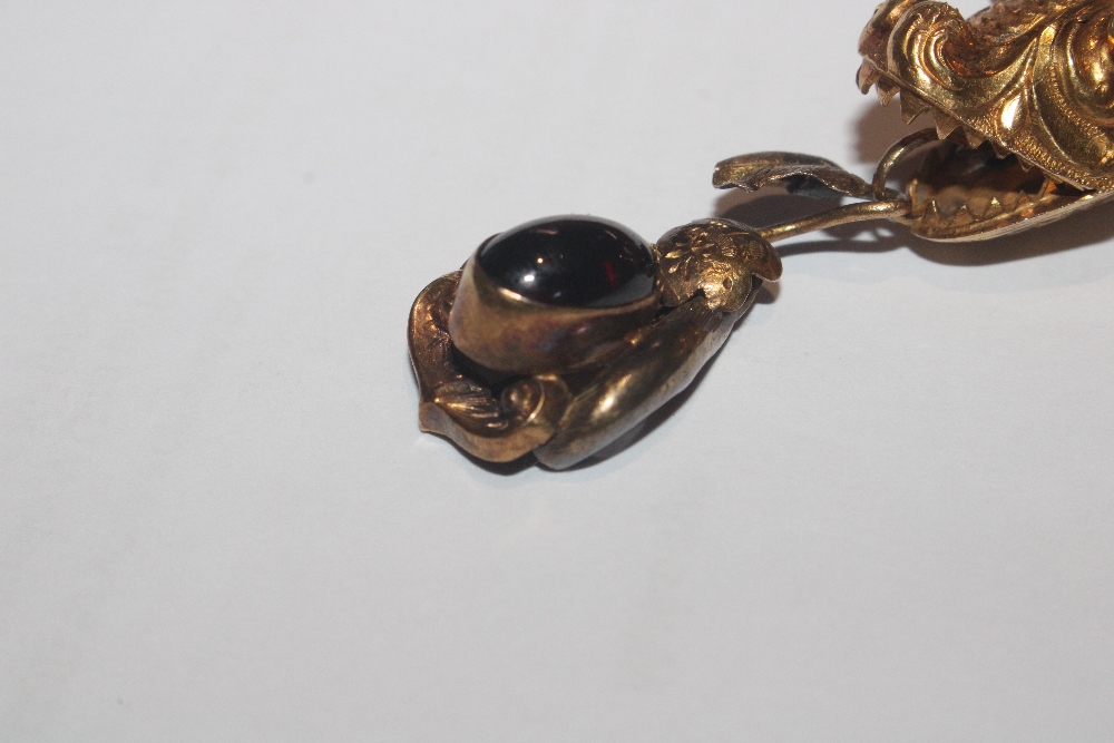 A Victorian yellow metal and garnet set serpent necklace, 18gms total weight, (tests as gold) in - Image 7 of 34