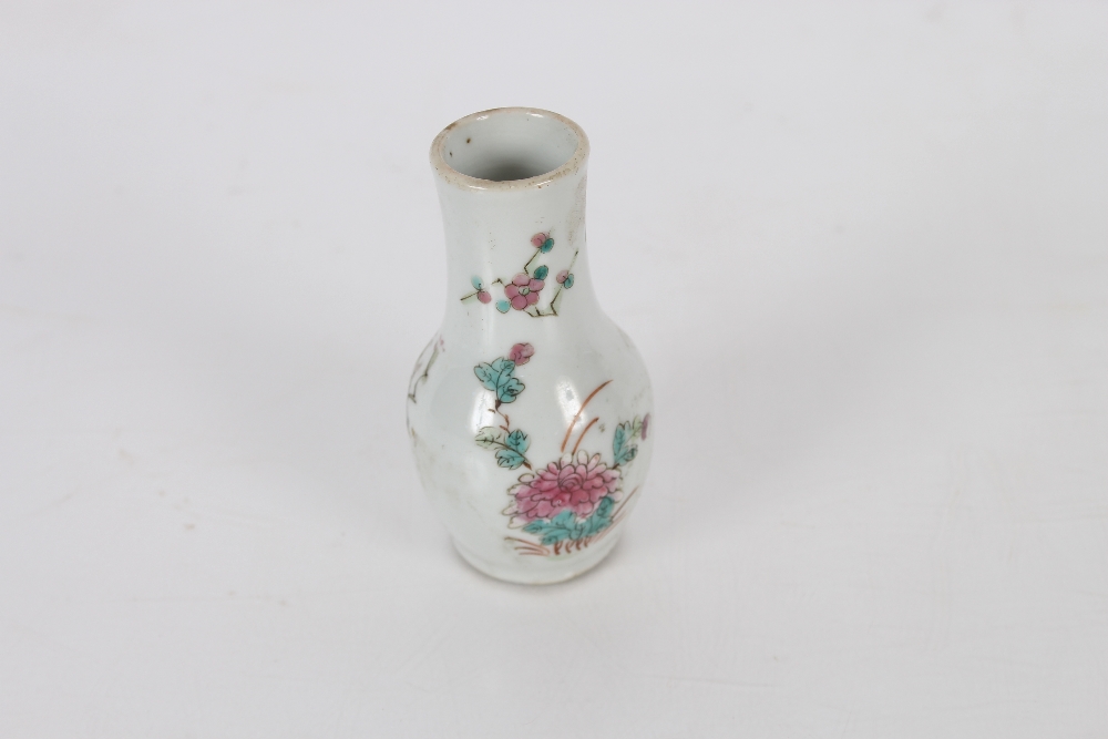 An early English porcelain coffee can, decorated in the Chinese manner; an 18th Century porcelain - Bild 17 aus 52