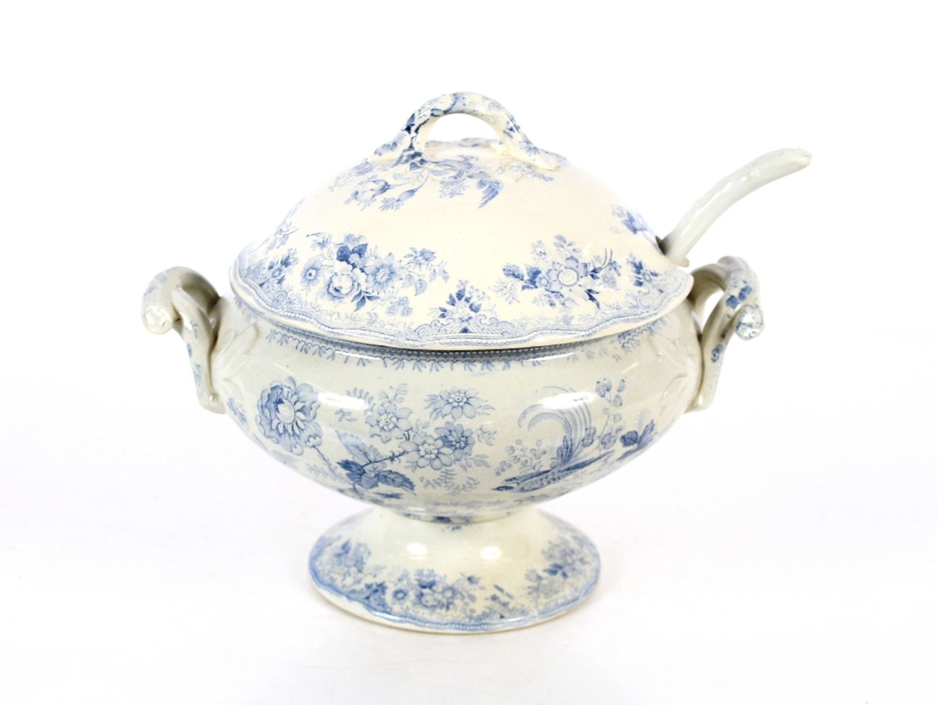 A Victorian blue and white Asiatic pheasant pattern tureen and cover with associated china ladle