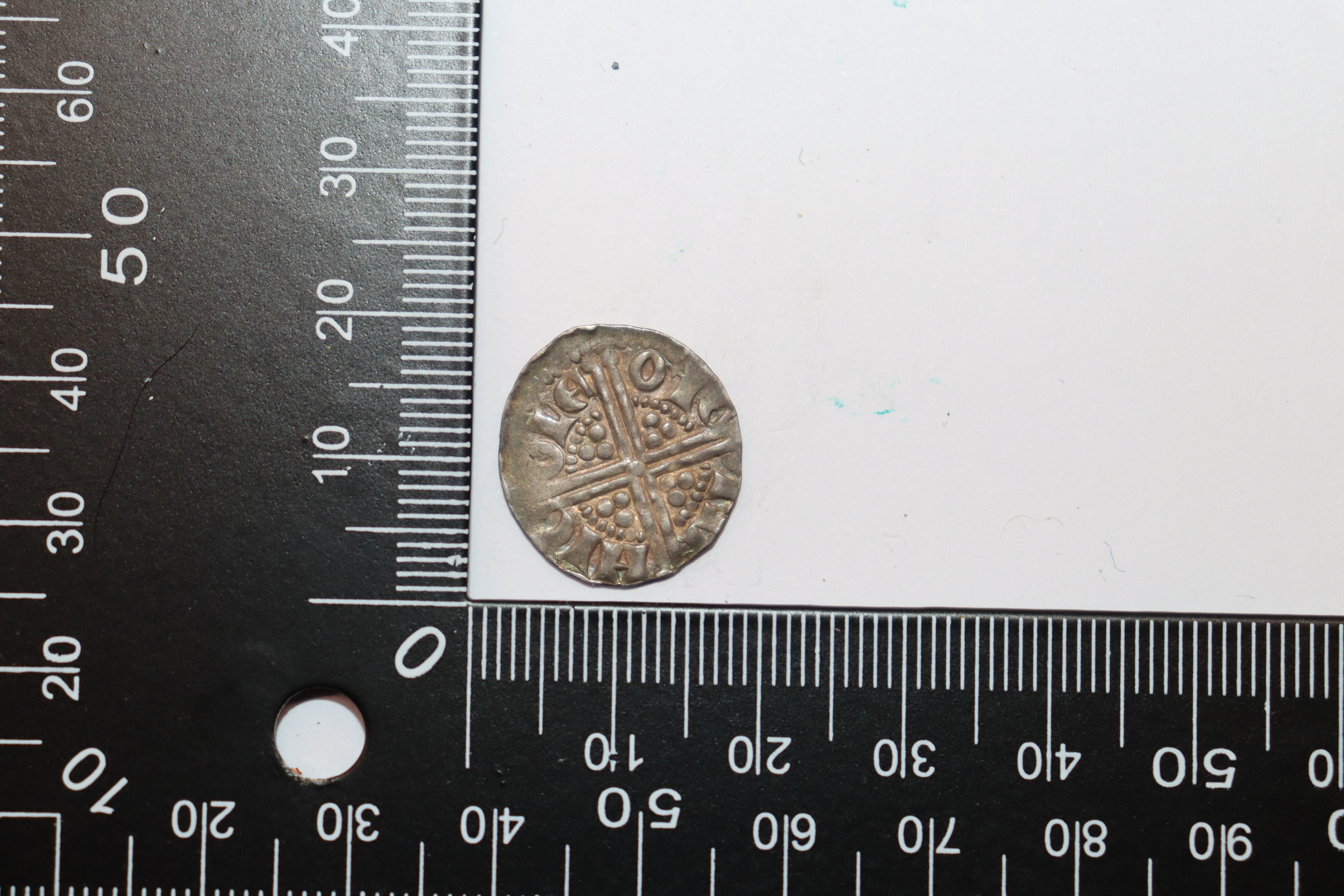 Henry III (1216-1272) penny, long cross - Image 3 of 4