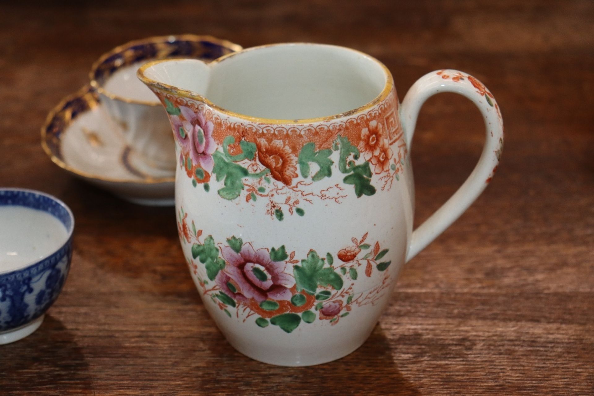 A late 18th Century Worcester blue and white bowl decorated ho ho birds underglaze blue crescent - Image 29 of 48