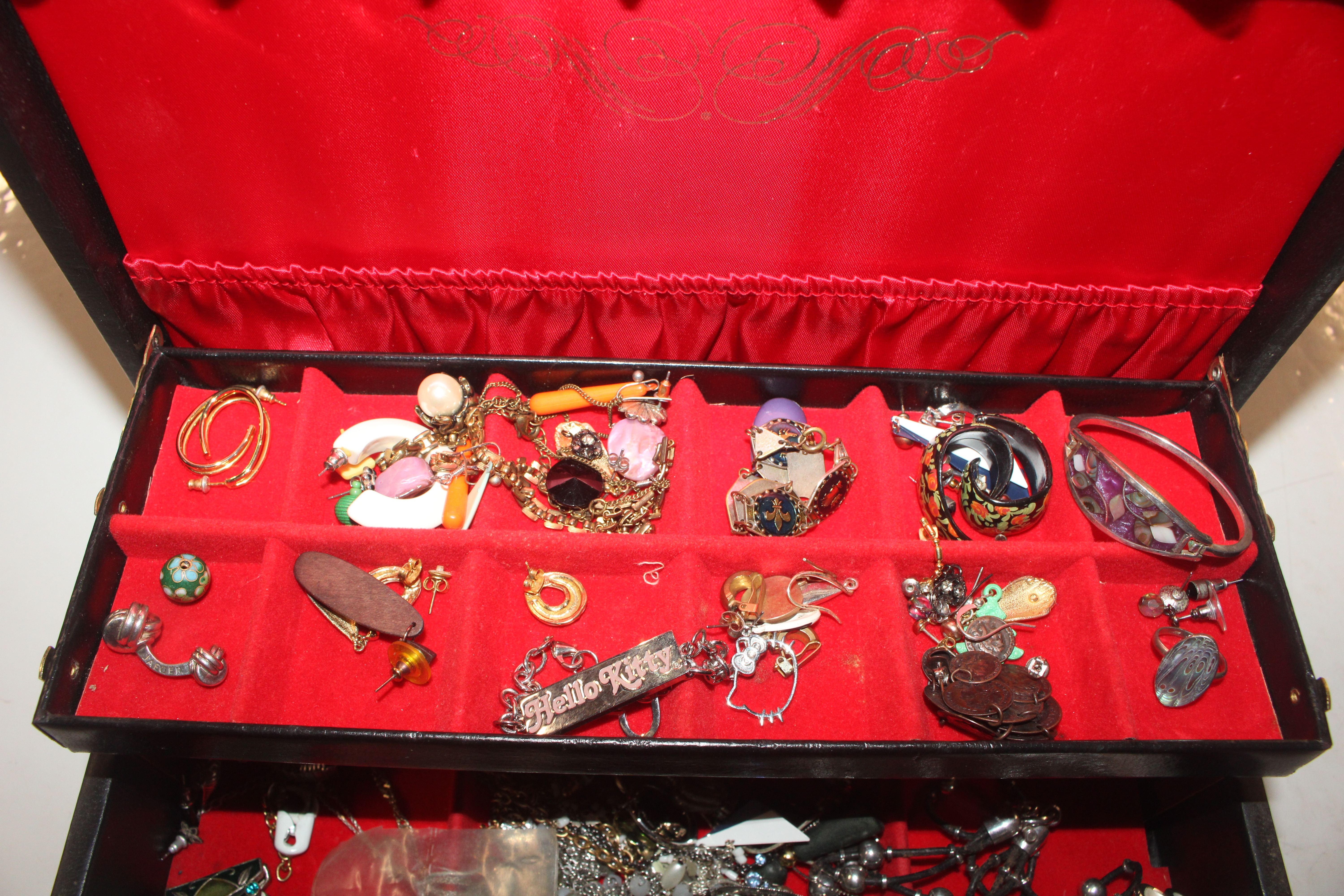 A Mele cantilever jewellery box and contents of co - Image 2 of 11