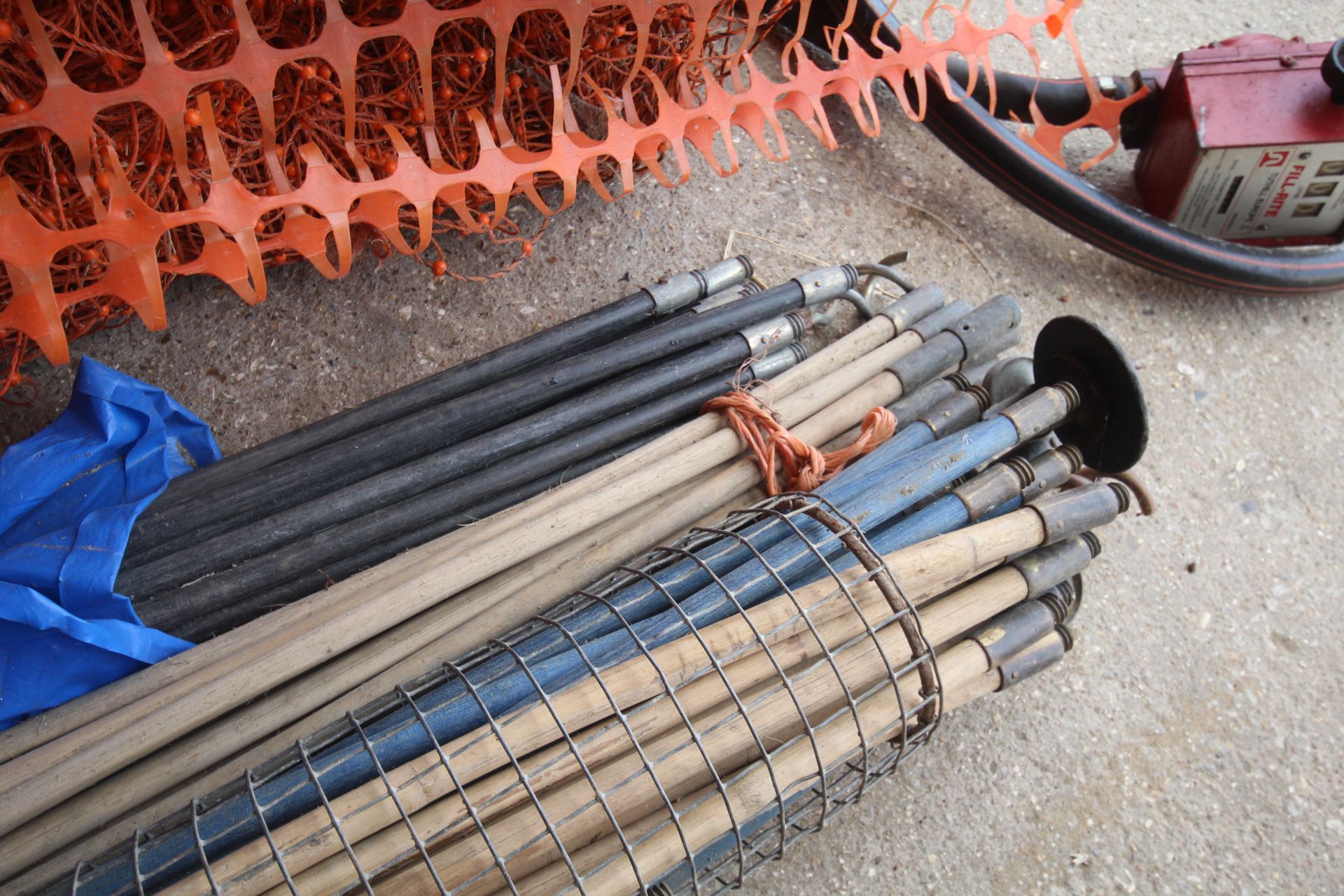 Various drain rods. NO VAT - Image 3 of 3