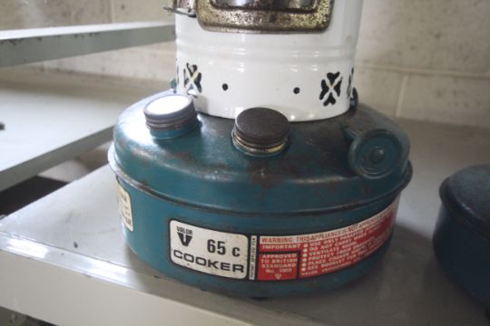 Two Valor paraffin cookers 64C and 65C - Image 3 of 7