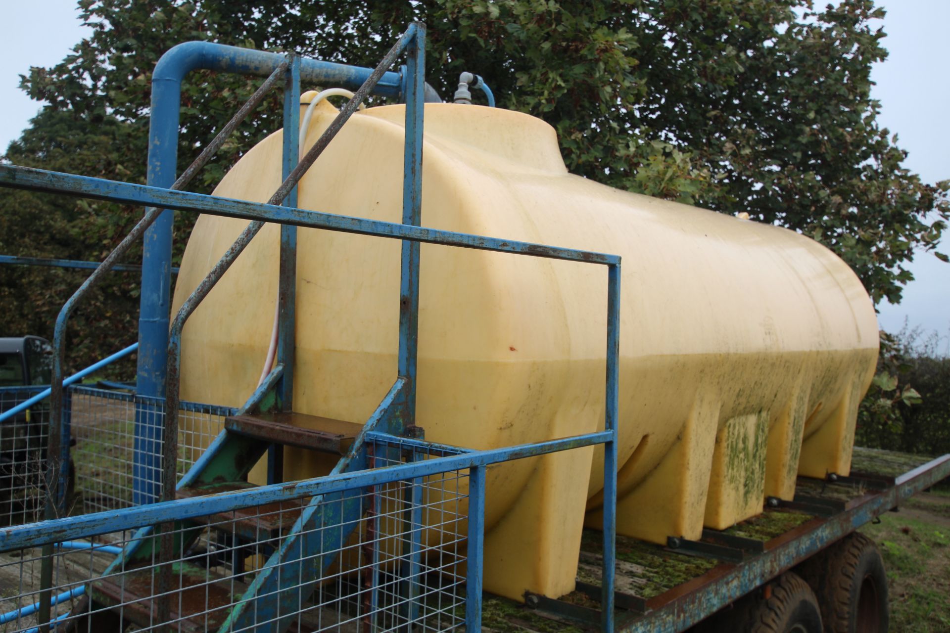 Richard Western twin axle flatbed trailer. With plastic sprayer filling water tank. - Image 7 of 24