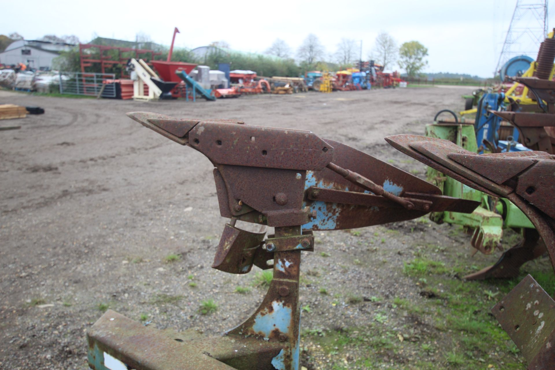 Lemken 3+1F offset reversible plough. - Image 8 of 23