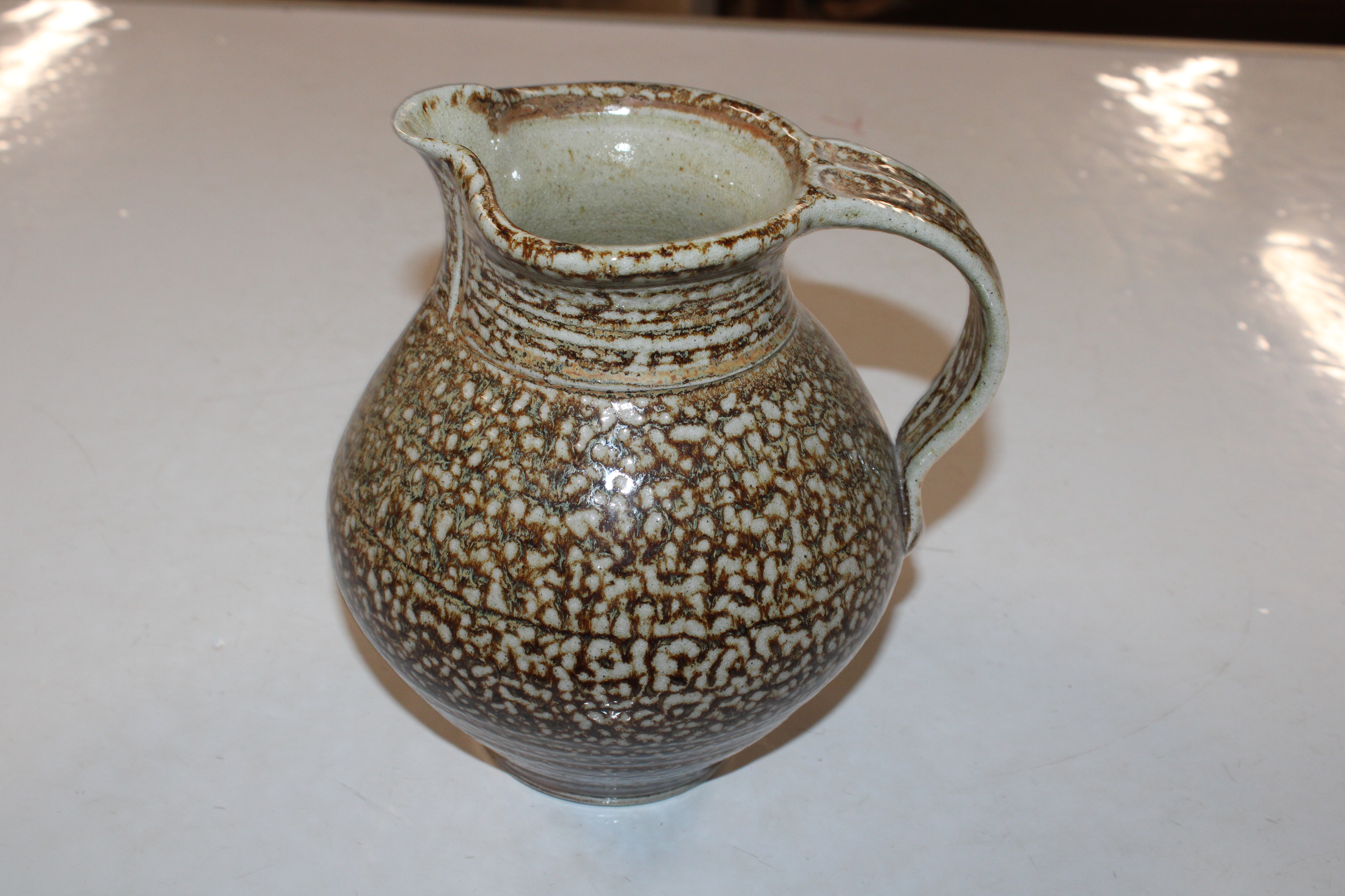 Deborah Baynes, Studio Pottery jug impressed mark - Image 6 of 11