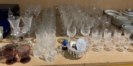 Contents to part of rack - large quantity of assorted glassware (saleroom location: S1QA11)
