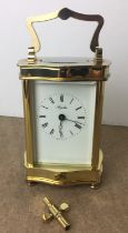 Angelus brass carriage clock 8 x 7 x 16 cm including handle with key,
