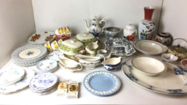 Seventy items mainly ceramic including Wedgwood embossed Queensware plate 23cm diameter,