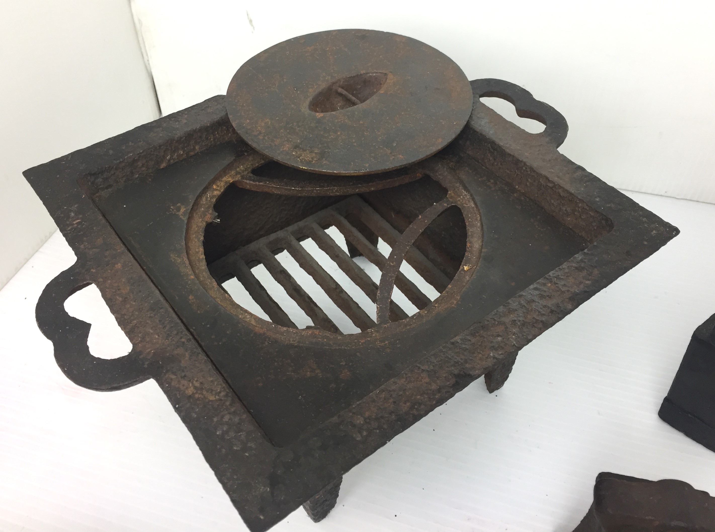 Box containing seven cast iron items including miniature stove 21x26x13cm high, - Image 2 of 10