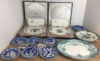 Eleven plates including two boxed Spode plates - The Tewkesbury Plate and Coventry Cathedral Plate