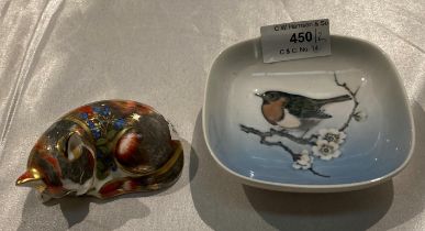 Royal Copenhagen 'Robin' pin dish and Royal Crown Derby Collectors Guild Edition 'Catnip Kitten'