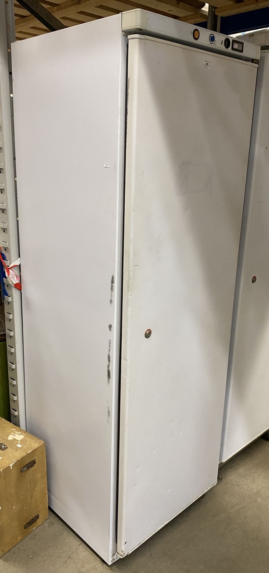 Iarp 343L 6-shelf freezer in white, - Image 2 of 4