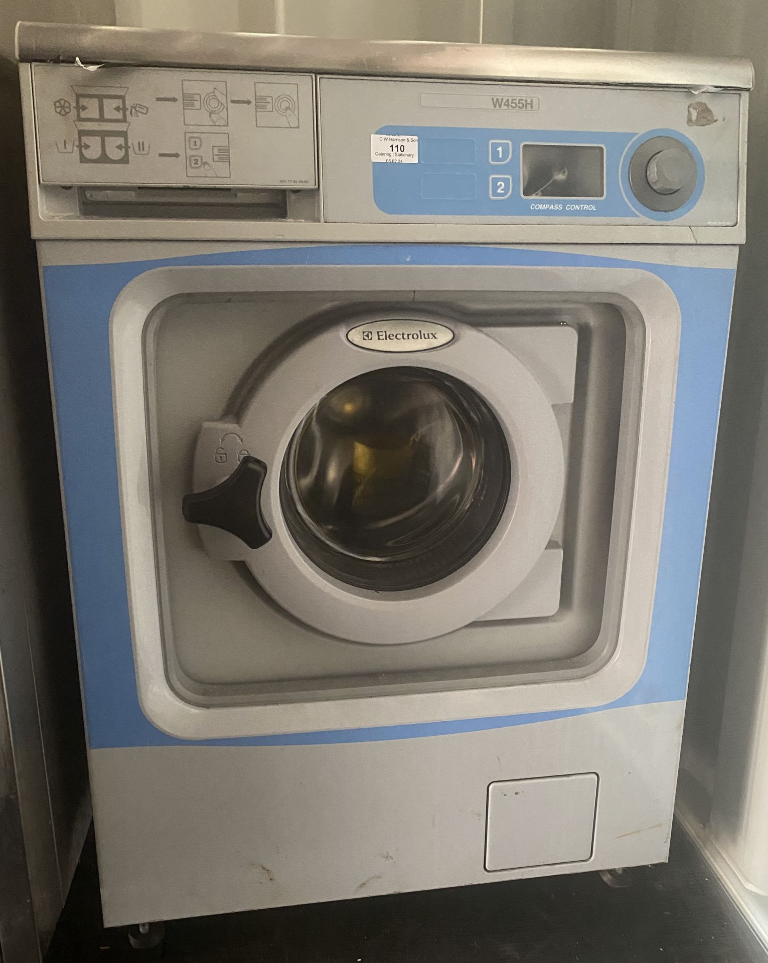 Electrolux W455H front-loading commercial washing machine, 60 x 70 x 87cm (incomplete. - Image 2 of 4