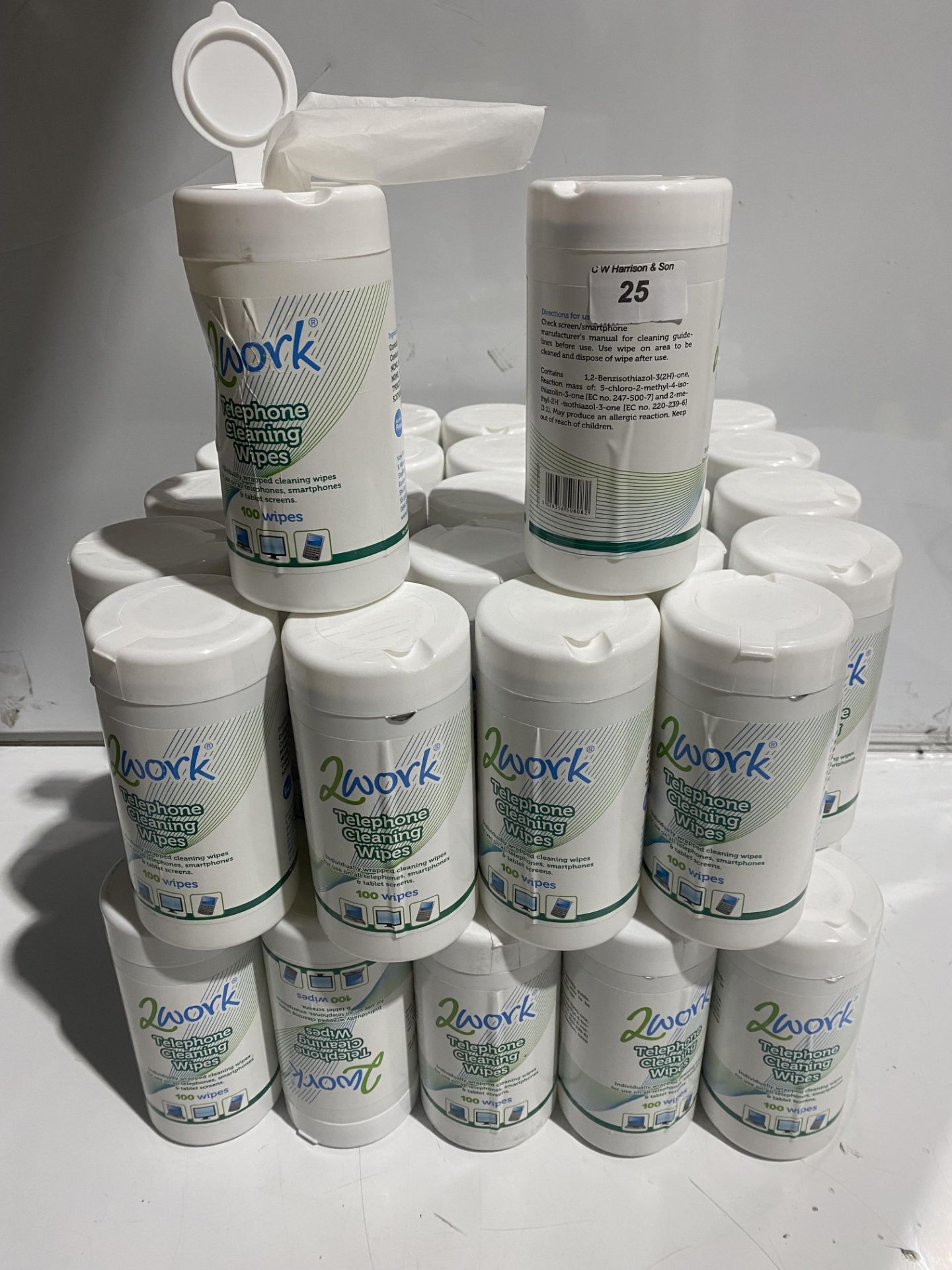 50 x tubs containing 100 wipes each of multipurpose cleaning wipes, telephones, smart phones,