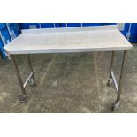 Stainless steel mobile preparation table,
