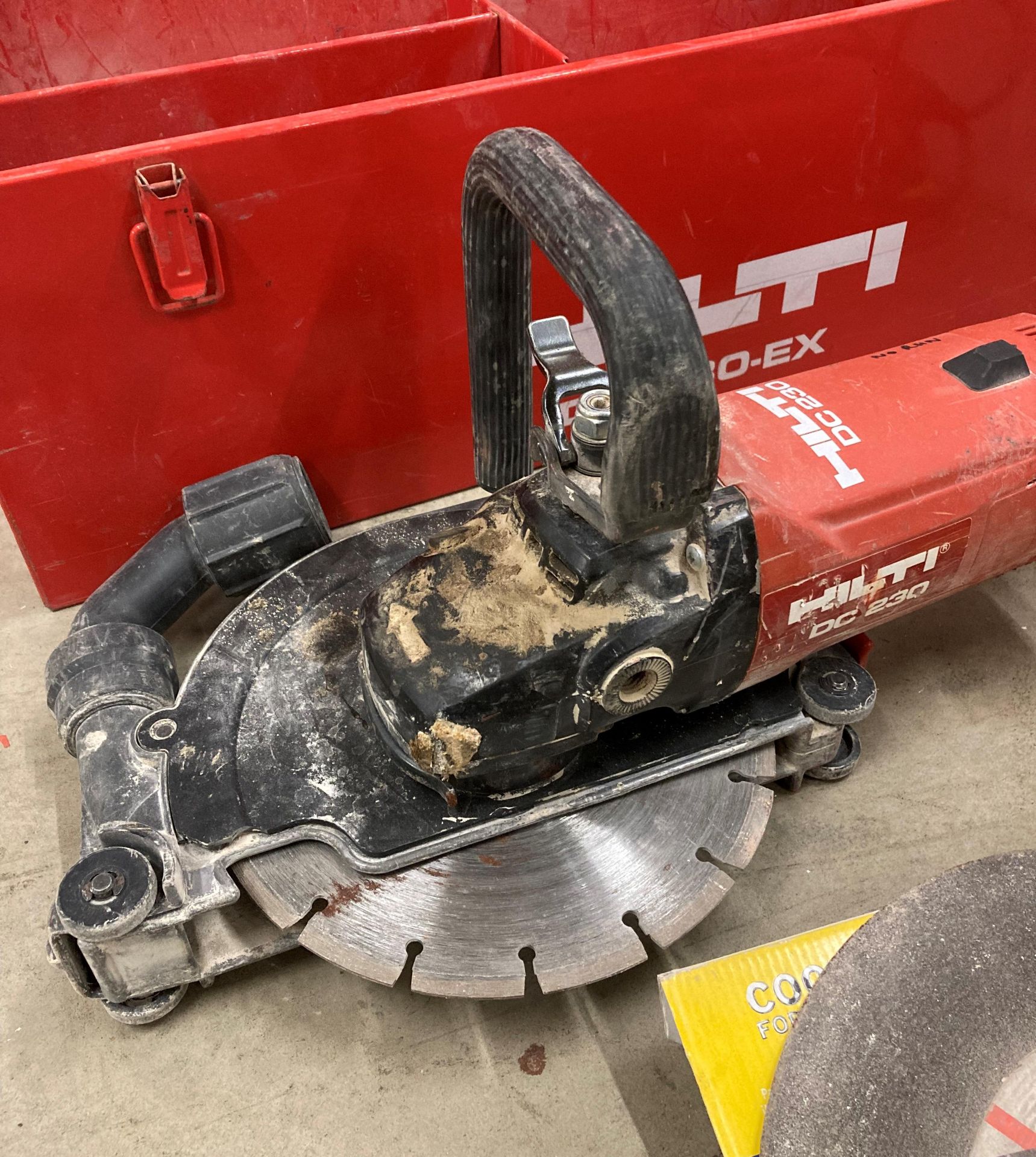 HILTI DC230MM GRINDER WITH DUST EXTRACT 110V (saleroom location: H07) - Image 2 of 2