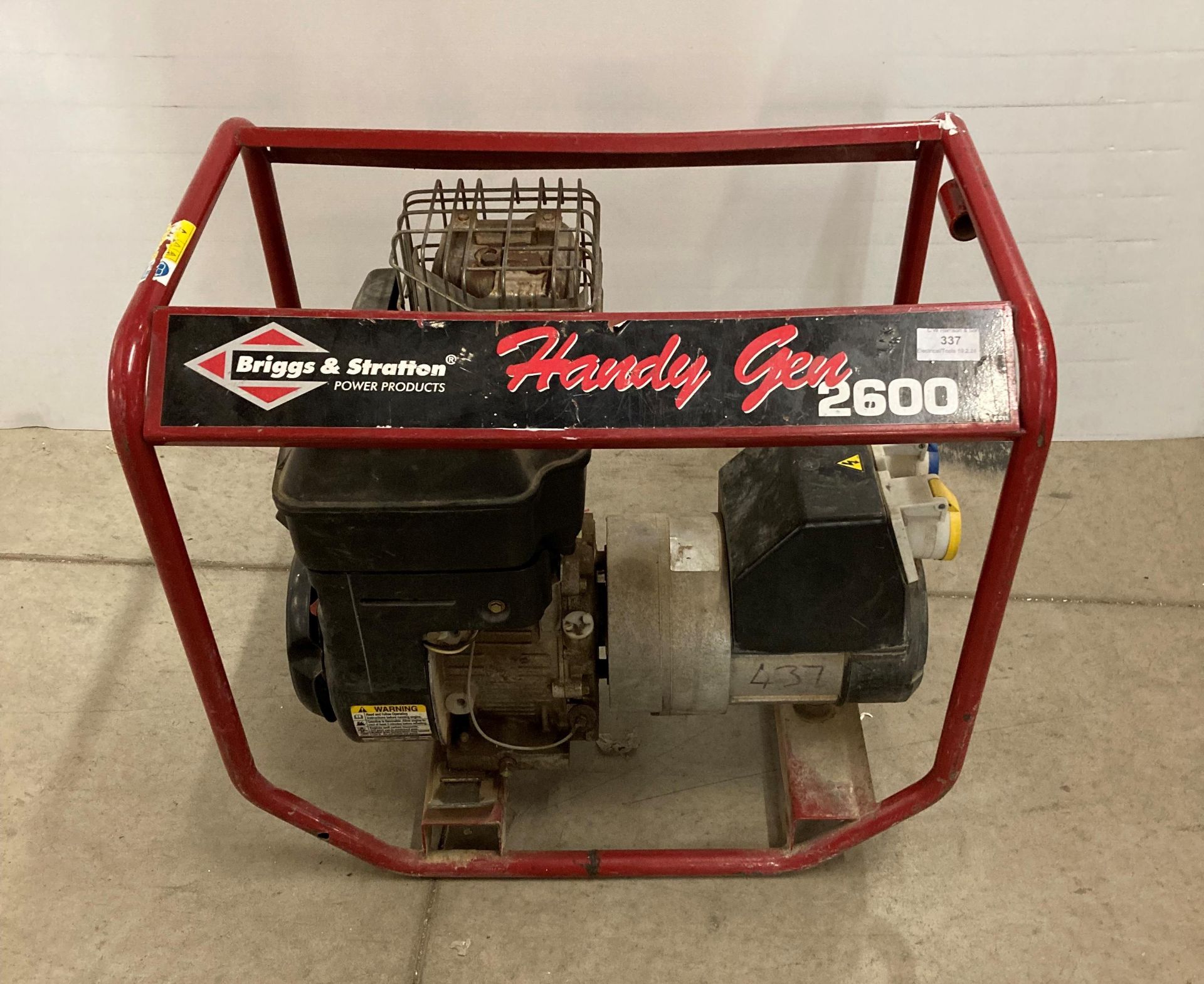 Handy Gen 2600 generator with Briggs & Stratton engine (saleroom location: G08 floor)