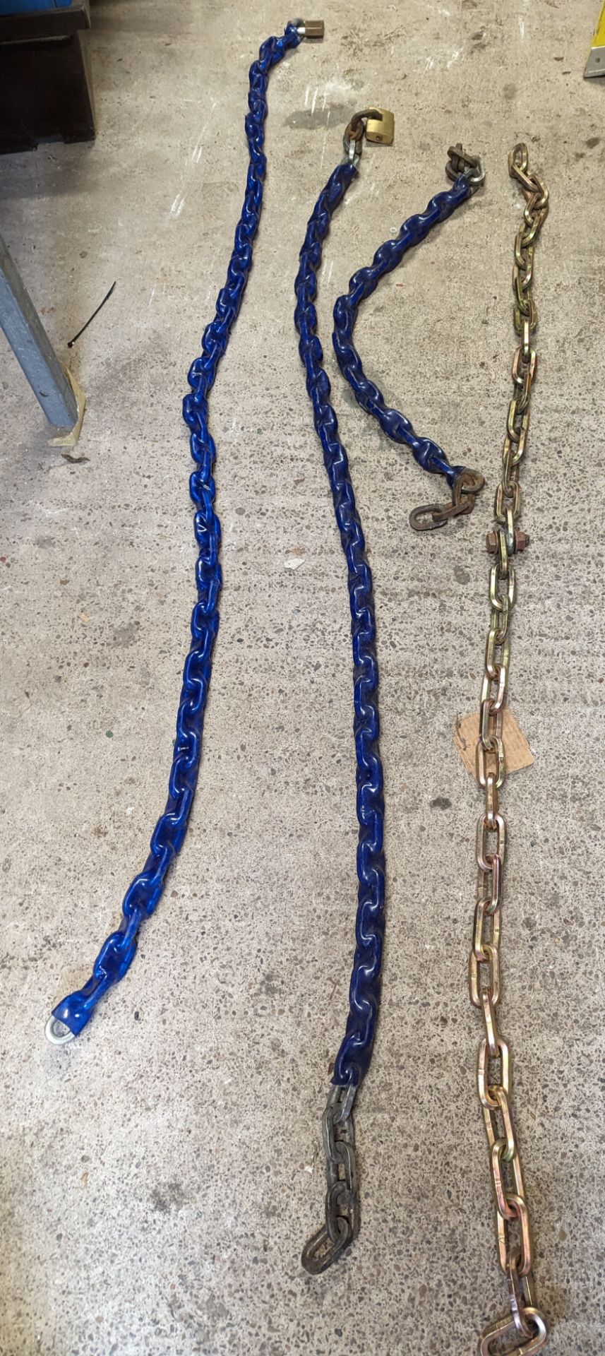 2 x 1800 & 1 x 600mm HEAVY DUTY WELDED LINK CHAINS PLUS TWO PADLOCKS (saleroom location: Frank