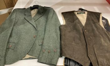 2 Items - a traditional Scottish tweed jacket (size 44) and a leather 4-button waist coat (U01 HUNG