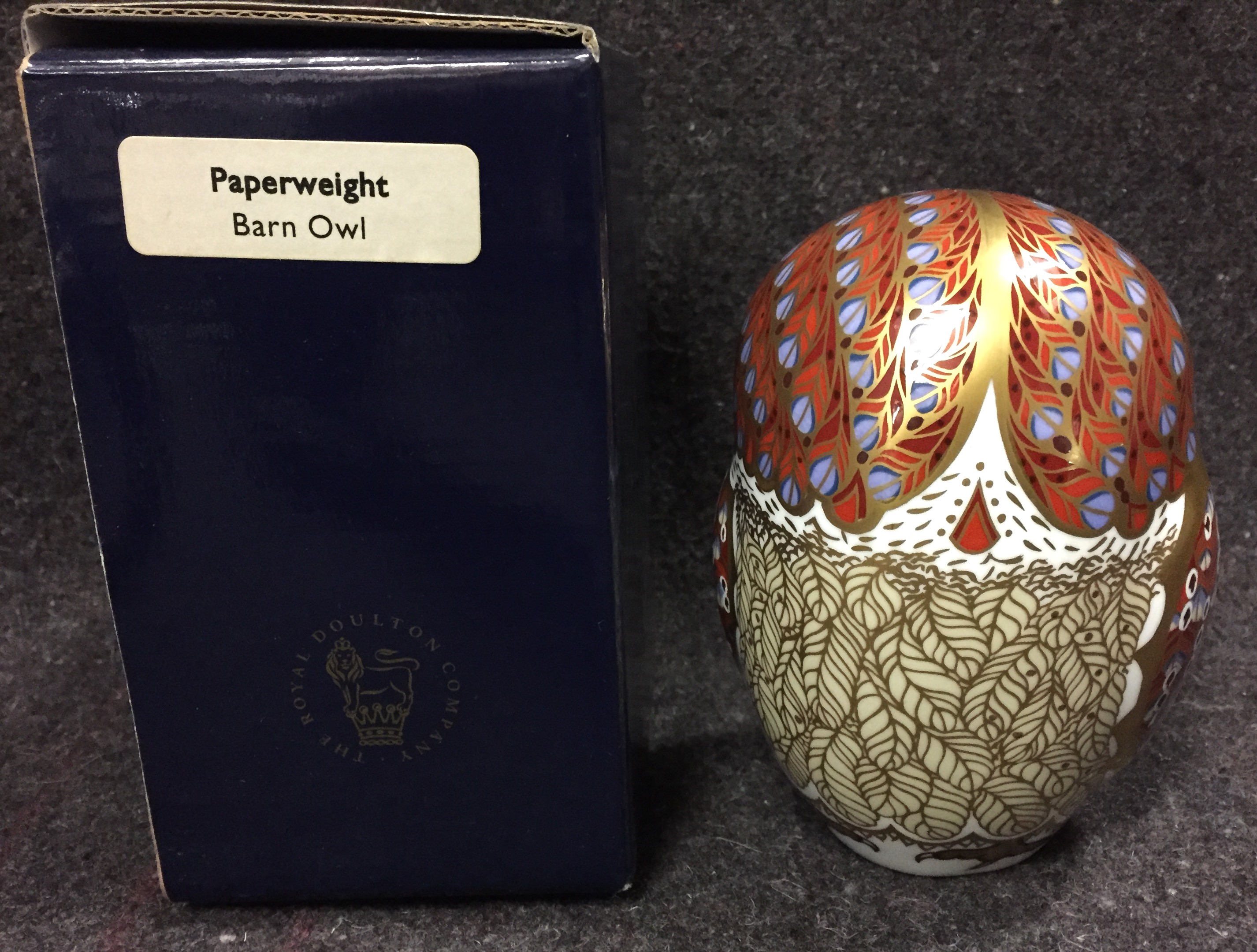 Royal Crown Derby Barn Owl paperweight 11cm high with box (saleroom location Y05 2) - Image 2 of 3
