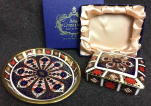 Two pieces of Royal Crown Derby Imari Ware oval shallow dish 20 x 16cm and oblong box 11.