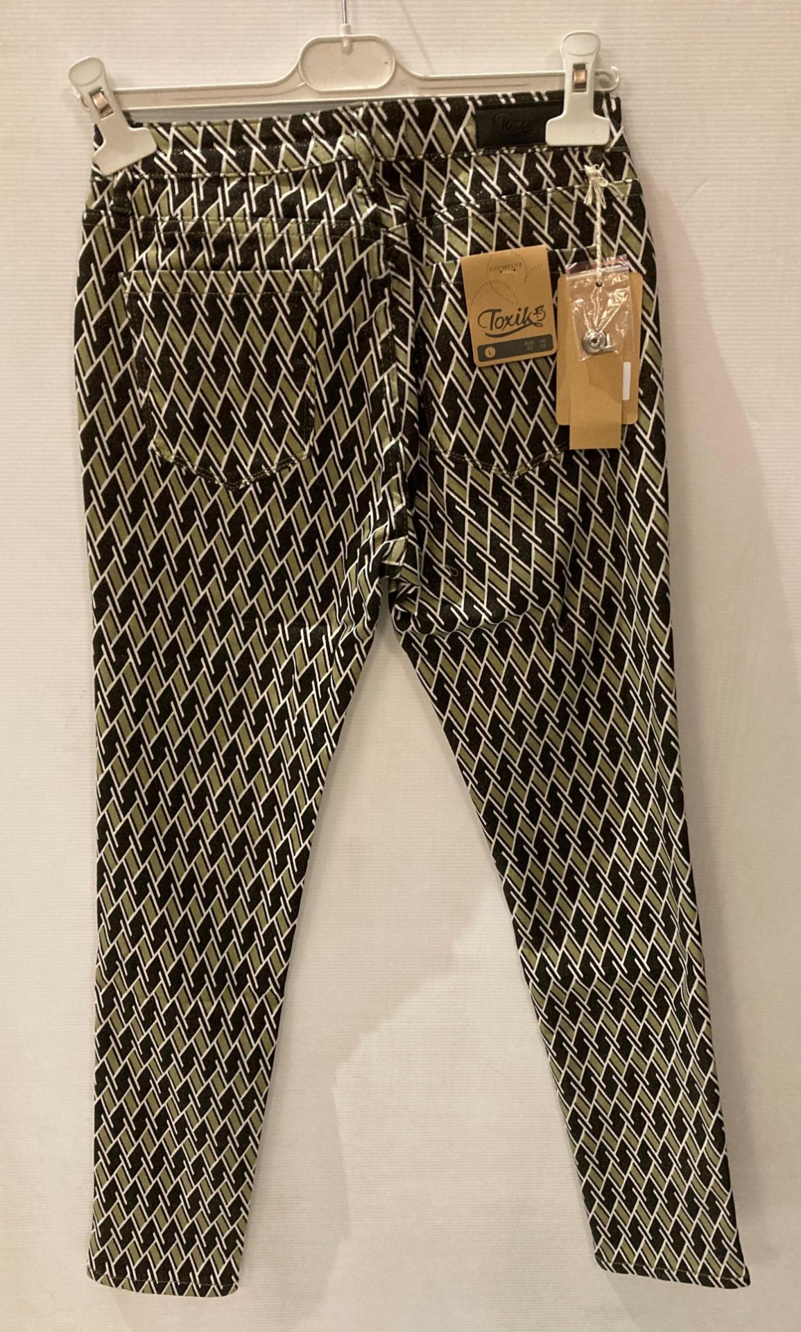 5 x Toxik ladies mosaic print trousers with 2 pockets to front, sizes XS, - Image 2 of 2