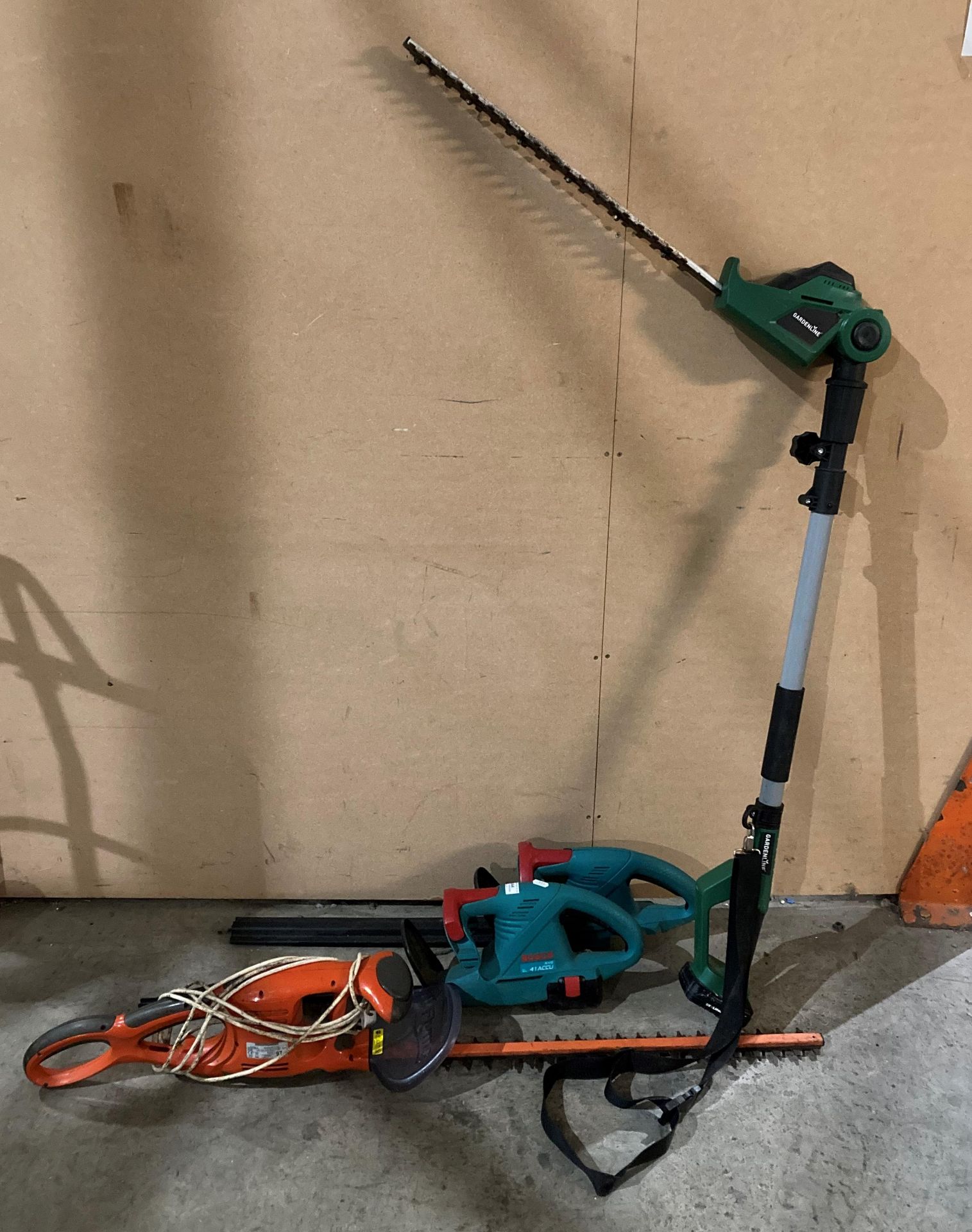 4 x Hedge trimmers - 2 x 240v (no chargers, not tested) and 2 x battery-powered (no charger,