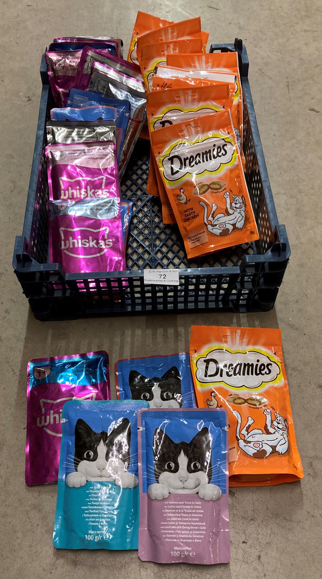 Contents to crate - assorted cat food and treats including 19 pouches of food by Whiskas, Felix,