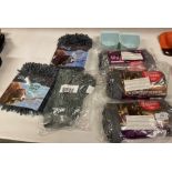 8 x assorted pet items to include drying gloves,