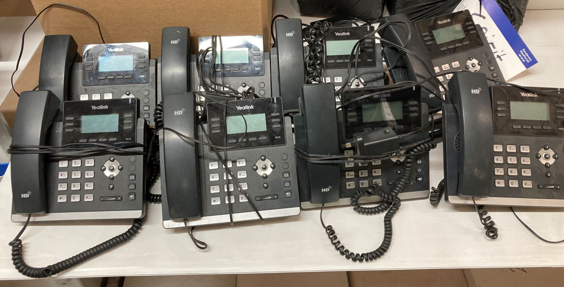 8 x Yealink T41S HD telephones (M11)