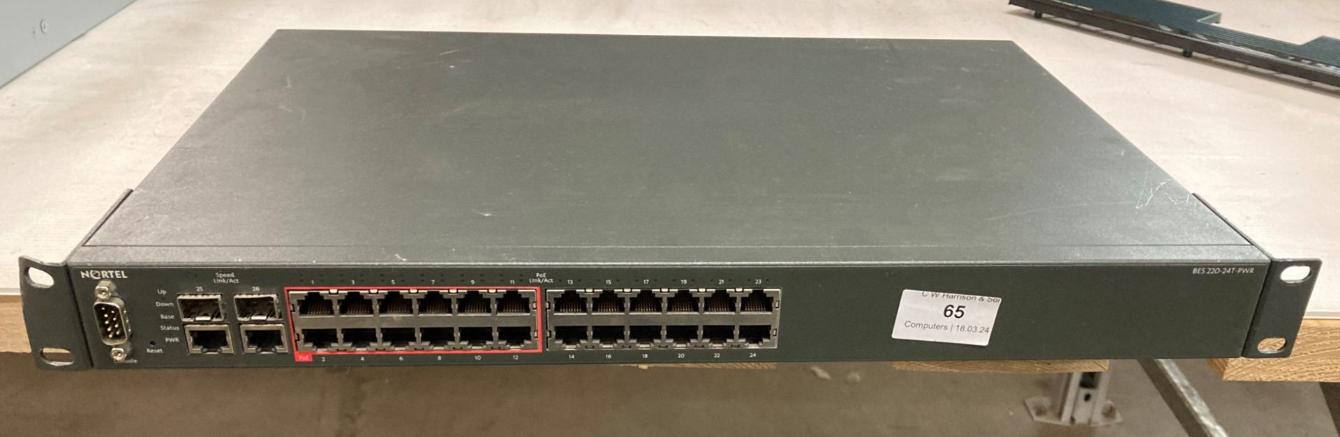 Nortel BES220-24T-PWR rack mountable 24-port switch (no lead) (J10)