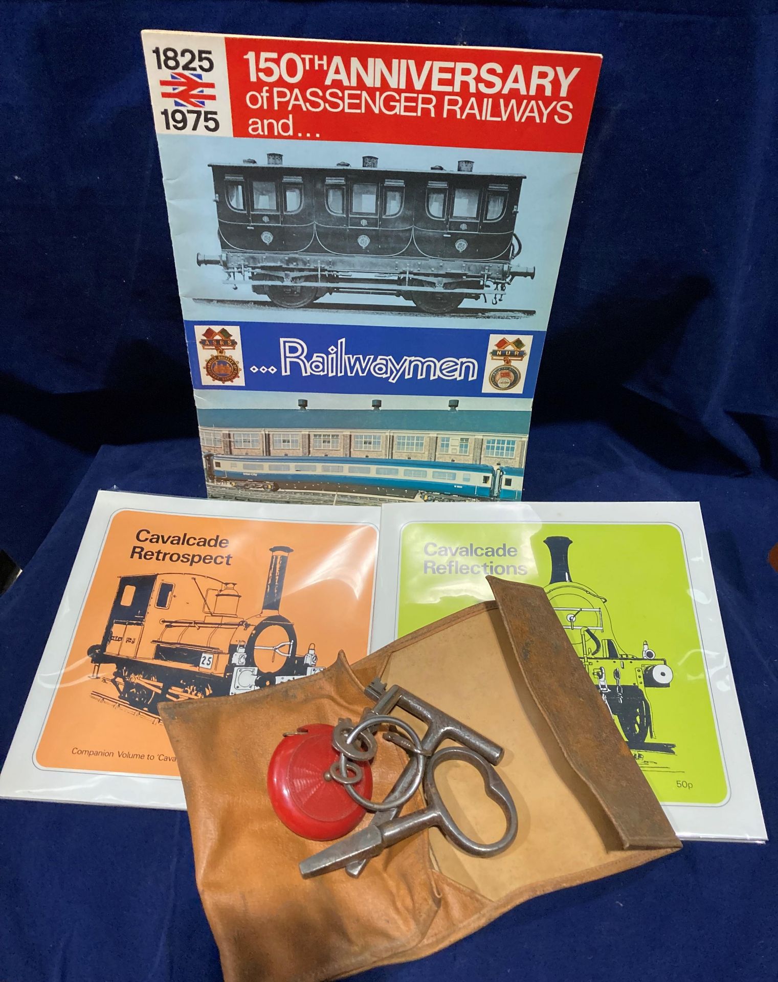 Contents to box - railway related and other items including a BR 205/7 railway lined writing book, - Image 4 of 4